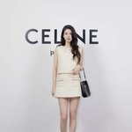 수지, 명품 비주얼이란 이런 것…초<b>미니</b>로 뽐낸 넘사벽 각선미