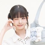 [어케생각해] [현장포토] "누가 인형이야?"…레이, 비교불가...