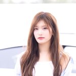 [현장포토] "분위기, 실화야?"...<b>이서</b>, 소녀의 청순