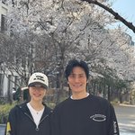 "학씨 아저씨 아니에요?" <b>김재우</b>, 아내와 벚꽃 즐기다 뜻밖의...