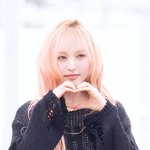 [댓글부탁해] [현장포토] "<b>다이브</b>, 받아줘~"...리즈, 인형의...