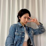 박규영, 데님으로 완성한 건강미…<b>무심</b>한 브이 포즈에 시선 집중