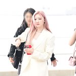 [현장포토] "인형이 걷는다"…<b>라미</b>, 눈부신 미모