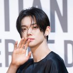 [현장포토] "여심을 흔든다"…연준, 올블랙 남신