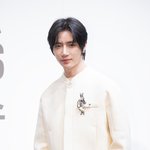 [현장포토] "시선이 멈춘다"…범규, 공존하는 잘생쁨