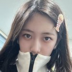 [댓글부탁해] '박찬민 딸' 박민하, 폭풍 성장…"<b>낭랑</b> 18세"