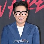 "이런 결별은 처음" 윤종신, 8년 인연 담긴 손편지에 <b>뭉클</b>