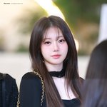 최근 물오른 미모로 <b>SNS</b>를 달구고 있는 아이돌 멤버