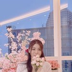 '결혼식 D-1' 에일리, 화려한 브라이덜 샤워…새신부 미소 [<b>N</b>샷]