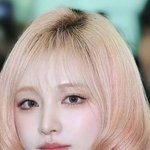 얘 <b>단발</b>하면 ㅈㄴ 예쁠 것 같지 않아?