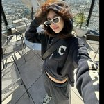 흐트러진 모습 영상에 담겨…바람도 못 이긴 미모 '일상이 <b>화보네</b>'