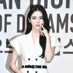 [드루와] 한소희, 예쁘긴 진짜 예뻐‥올 화이트룩으로 냉<b>미녀</b> 변신