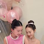  제시카와 핑크빛 생일파티..<b>절친</b> 인증 "내 모든 순간 함께해"