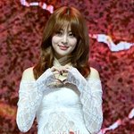 르세라핌 허윤진, 코첼라 혹평+민희진 불똥에 “한 치 앞도 보이지...