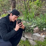 "농약 살포하였음"…김우빈, 신민아 인생샷 찍어<b>주나</b>→'남친美'...