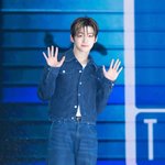 [사진]투어스 지훈,'환한 인사'