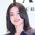 [현장포토] "두근두근, 설렘"...김태리, 인형의 애교