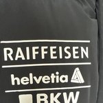 [도와주세요] 브랜드 패딩 세탁 맡겼더니 다 뜯어져서 왔어요…