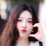 [T포토] 크러쉬 레드벨벳 조이 '볼빵빵 볼하트'