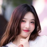 [T포토] 크러쉬 레드벨벳 조이 '말랑말랑 볼콕'