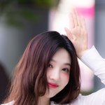 [T포토] 크러슆 레드벨벳 조이 '<b>목동</b>에 등장한 아기 토끼'