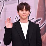 너마저"의 그 브루터스 연기한다..'킬링 <b>시저</b>' 5월 10일 첫...