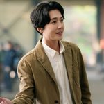 '수영' 정경호, 이번엔 노<b>무사</b>로 변신…"대체 불가 하찮美"