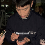 [딱선플만] <b>NCT</b> 태용, 미담 또 떴다…"싸인 다 해주고 어린애들까지...