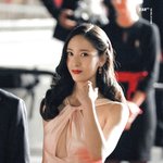 크리스탈에게 잘 어울리는 드레스는 뭐야?