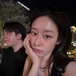 [어케생각해] <b>지연</b> '황재균 이혼' 5개월만 훈남과 여행 "여기...