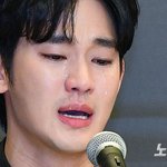 "배우 김수현, 軍 시절 아이돌 출신 여배우와 3년 교제"