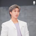 방탄 일본 베스트 앨범 비하인드 <b>알</b><b>엠</b>