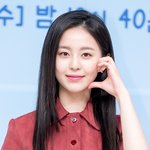 [어케생각해] [현장포토] "봄을 닮았어"…박지후, 싱그러운 <b>미소</b>