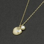 나 <b>팔목</b> 좀 설레게 생긴듯