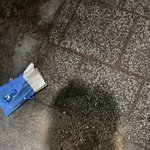 [도와주세요] 나 _된거냐? <b>길가</b>에서 이거 만졌는데