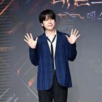 [드루와] 규현 '반가워요'[엑's <b>HD</b>포토]