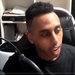 <b>조니</b> 소말리 출국금지인데 한국 여자들한테 성병 퍼뜨리겠다고 주사기로...