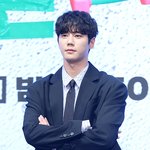 헬스클럽’ 이준영 “‘폭싹’·‘약한영웅’ 흥행 얼떨떨..나 <b>제법</b>...