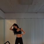 “잘 지내고 있습니다”...손나은, 여전한 건강미로 근황 공개