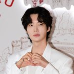[공식] 안재현, 이혼 5년 만에 기쁜 소식…이민정 손잡고 '가는정...