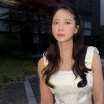 "배우 송지효가 돌아왔다"…드레스 입고 여신 미모