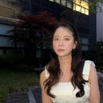 드레스 입고 되찾은 '여신' 미모…호텔 방에서는 다시 '털털 <b>민낯</b>'