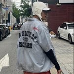 “거리 위에서 전한 존재감”…크러쉬, 조이 감각적 스트리트룩 근황샷→팬들...