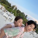 에일리최시훈, 눈부신 몰디브 신혼여행…로맨틱 투샷 공개