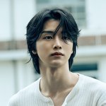 라이즈 <b>성찬</b> 배우느낌인 사진