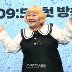 감량’ 코미디언 홍윤화, 주사 의혹 <b>반발</b>...‘40kg 감량이 목표’