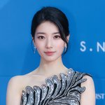 이런 드레스도 이기는 <b>수지</b> 얼굴