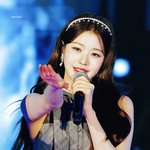 <b>어제</b> 장원영인데 기절할꺼 같네