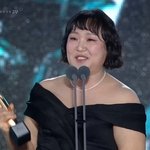 '女 예능상' 이수지, 수상 소감도 웃겼다 "어린이날 子와 함께...