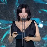 임산부의 우아한 드레스 자태 “무거운 몸으로 촬영” [<b>백상</b>예술대상]